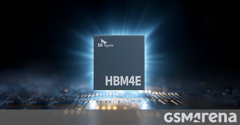 SK hynix ships samples of its HBM4E memory: 16Gbps per pin, 48GB capacity per 12-layer stack