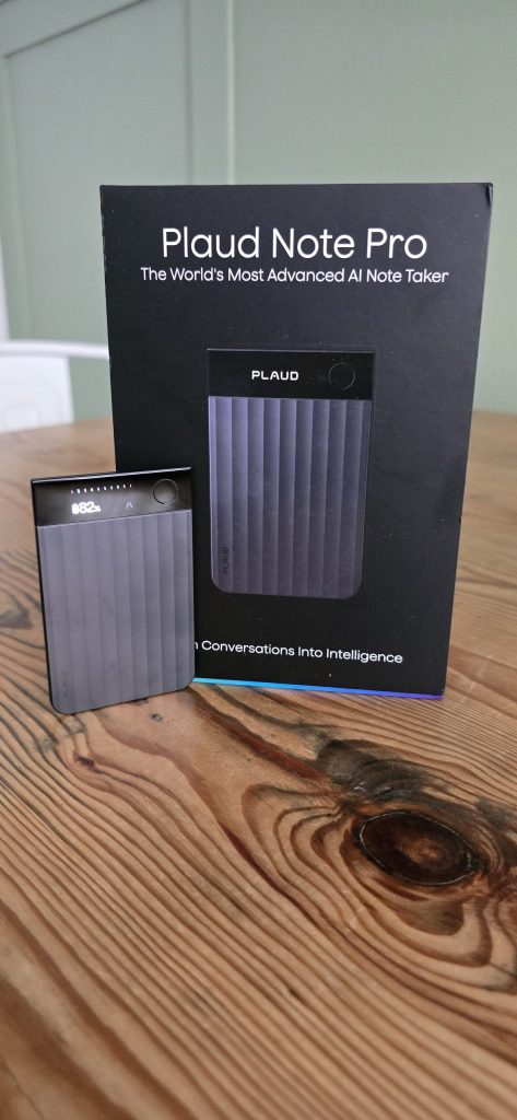 Plaud Note Pro – Review. The Credit-Card Sized Brain for Your Phone.