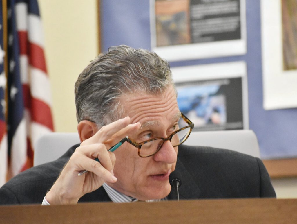 East Valley school board argues re: mental health services