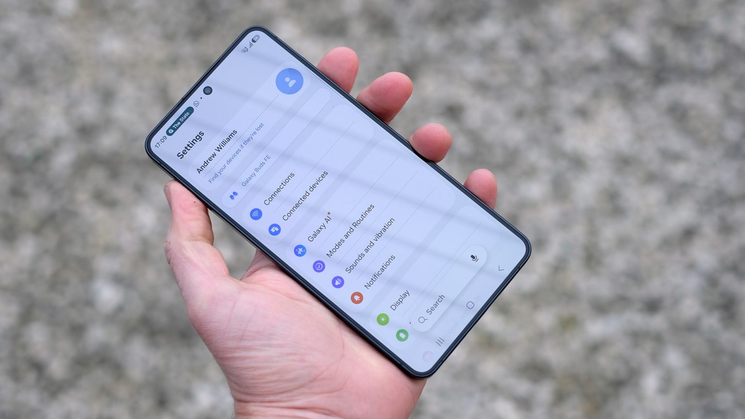 Samsung has just made it very easy to test out new versions of its phone software