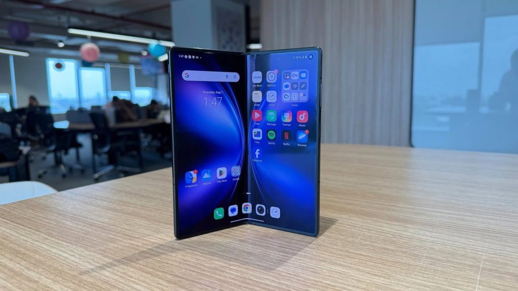 vivo X Fold6 packs 7,000mAh battery with upgraded durability and hinge design